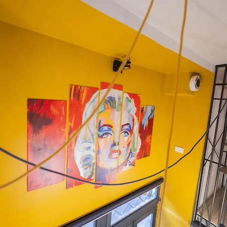 Design And Colorful Loft Near Pamphili *
