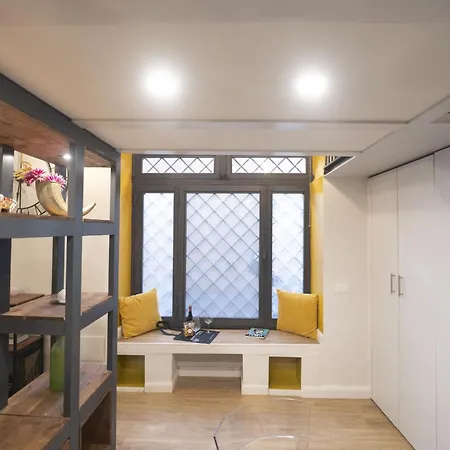 Design And Colorful Loft Near Pamphili * Rome