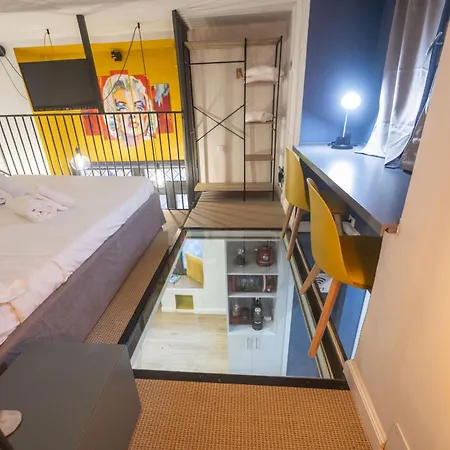 Apartment Design And Colorful Loft Near Pamphili *