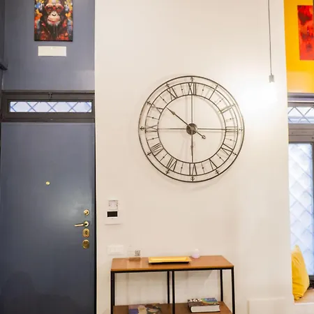 Design And Colorful Loft Near Pamphili Apartment *